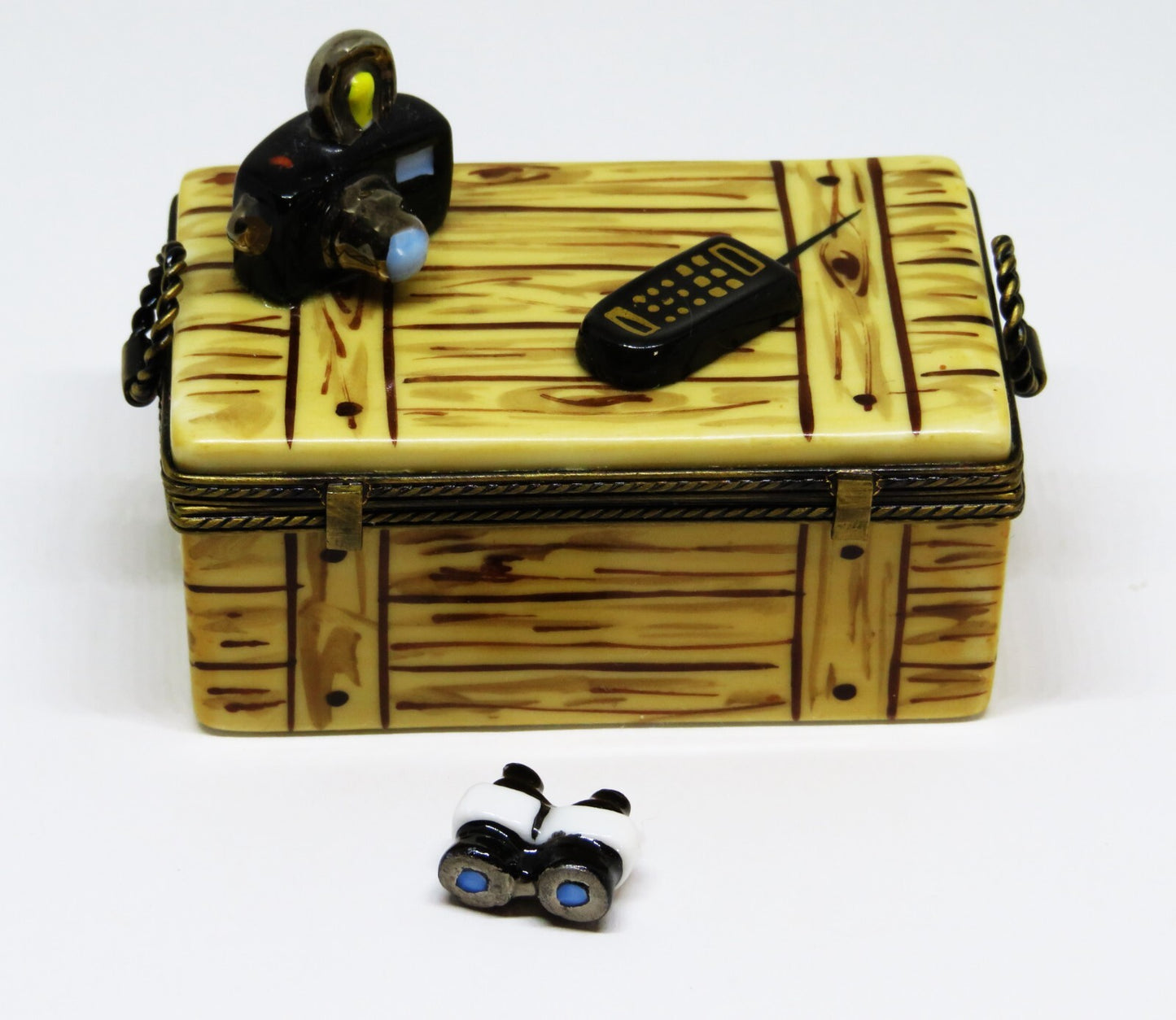 LIMOGES BOX - EXIMIOUS - AFRICAN SAFARI TRAVEL TRUNK - CAMERA & MAP & BINOCULARS