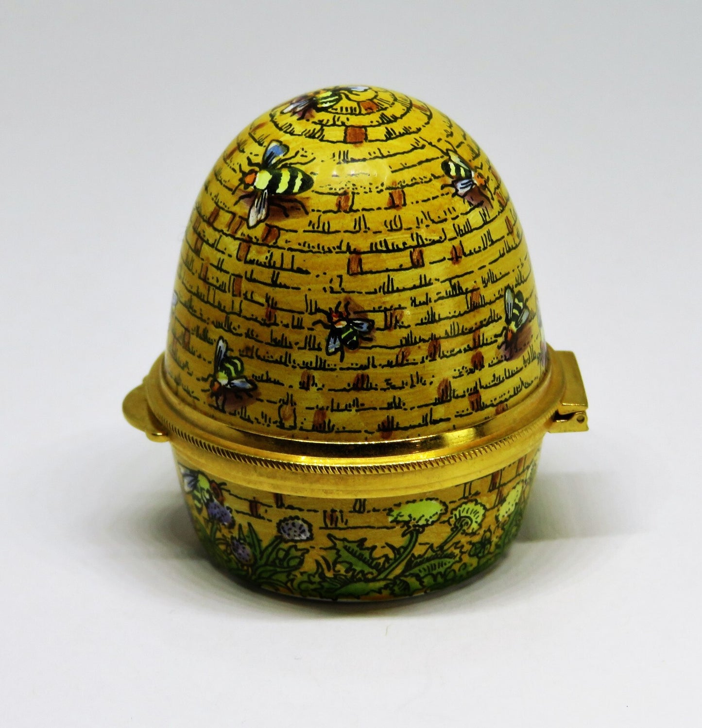 STAFFORDSHIRE ENGLISH ENAMEL BOX - VINTAGE BEEHIVE - BEE HIVE - BEES & FLOWERS