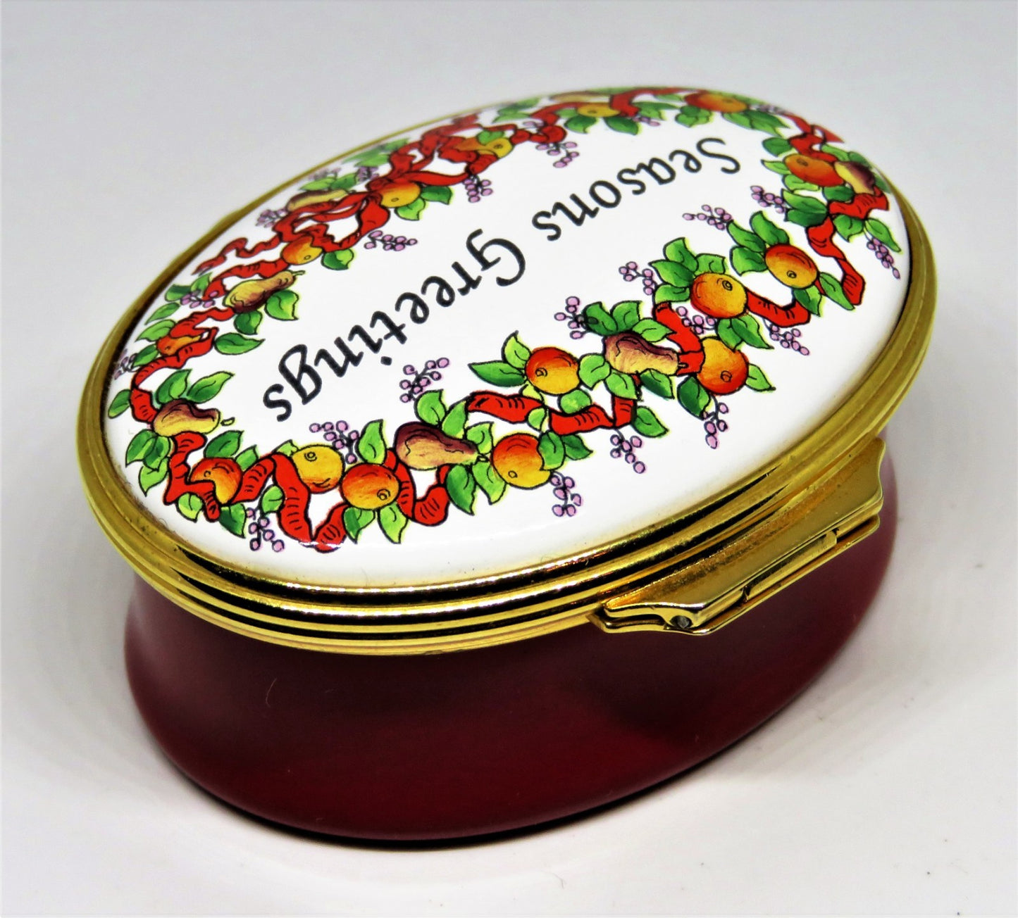 HALCYON DAYS ENAMEL BOX - "SEASONS GREETINGS" - CHRISTMAS WREATH - MISTLETOE