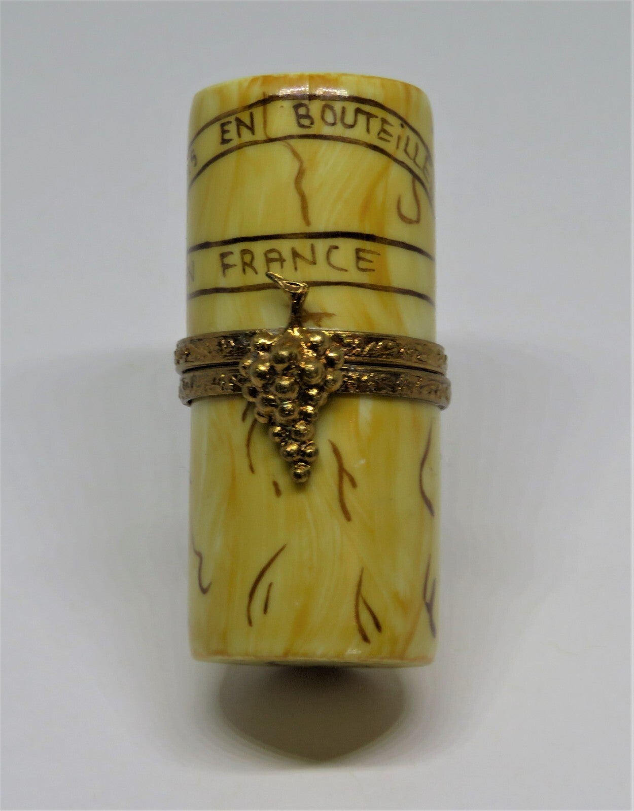 LIMOGES BOX- WINE CORK - VINES OF GRAPES & LEAVES - "MIS EN BOUTEILLE EN FRANCE"