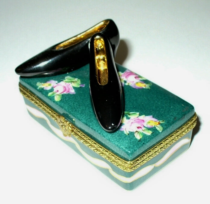 LIMOGES FRANCE BOX ~ ROCHARD ~ FLORAL SHOE BOX & BLACK HEELS ~ SHOES ~ ROSES