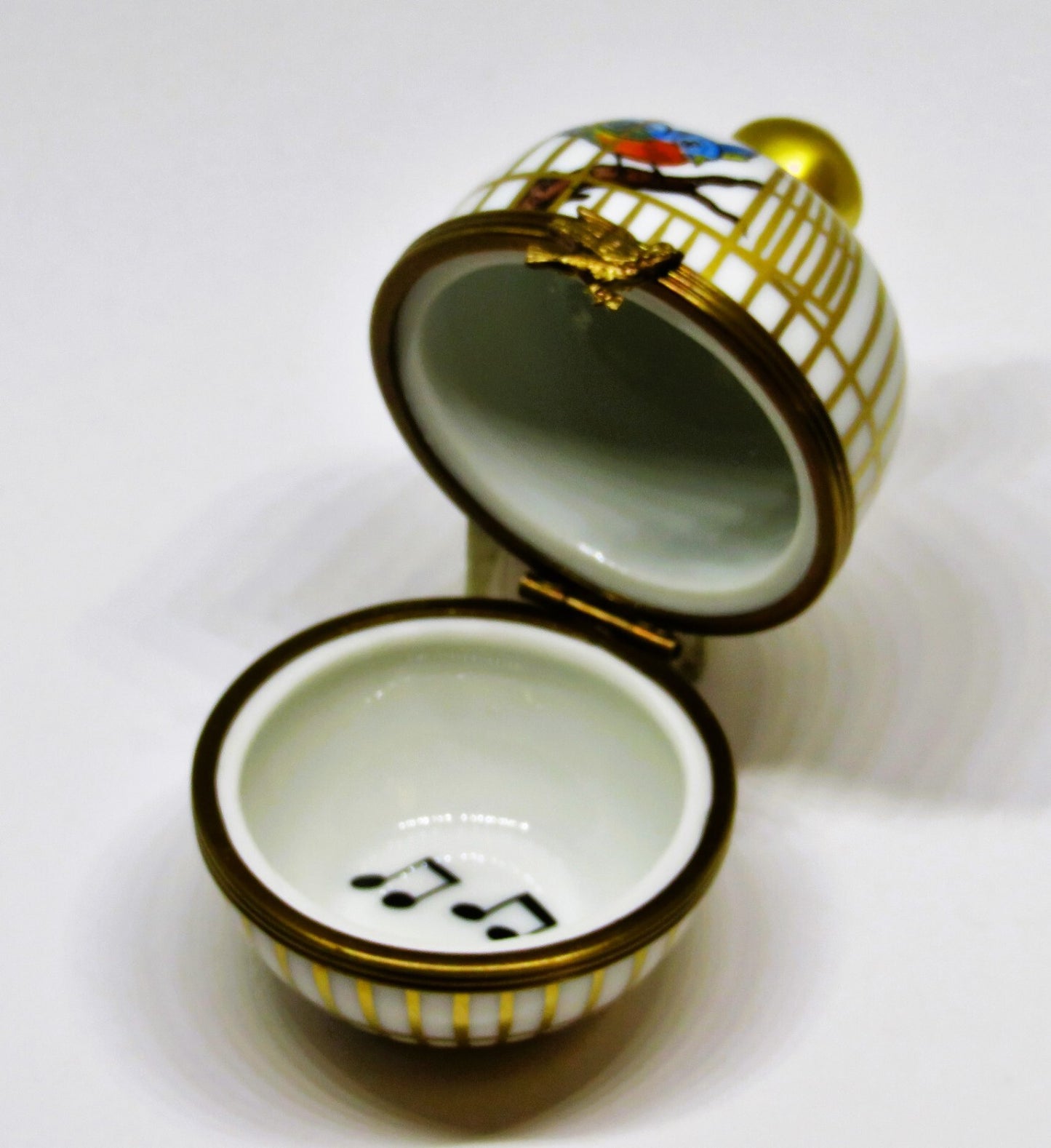 LIMOGES FRANCE BOX ~ EXIMIOUS ~ SONG BIRDS IN A ROUND CAGE ~ MUSICAL NOTES