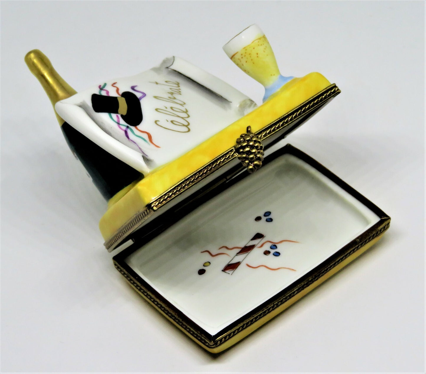 LIMOGES BOX - CHAMART - "CELEBRATE" BANNER & CHAMPAGNE - WEDDING - GRADUATION