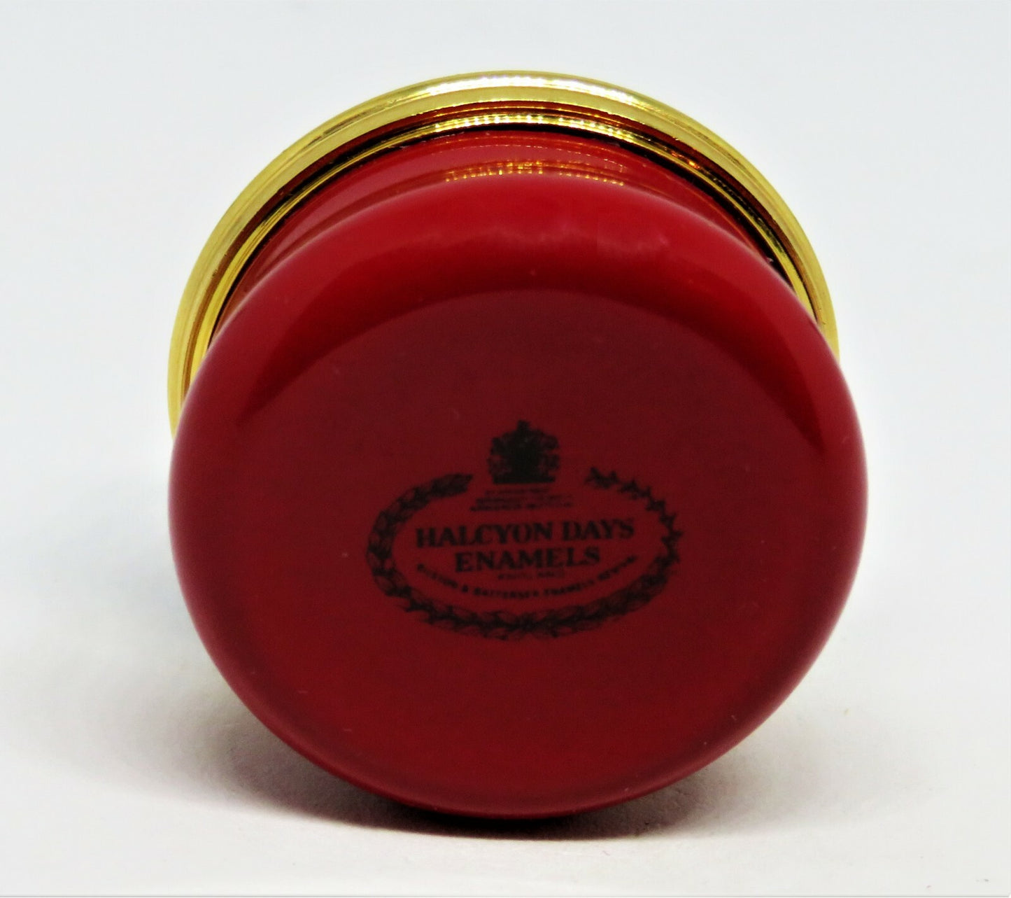 HALCYON DAYS ENAMEL BOX - 3 DIMENSIONAL TEDDY BEAR - BOW TIE & POLKA DOTS - MIB