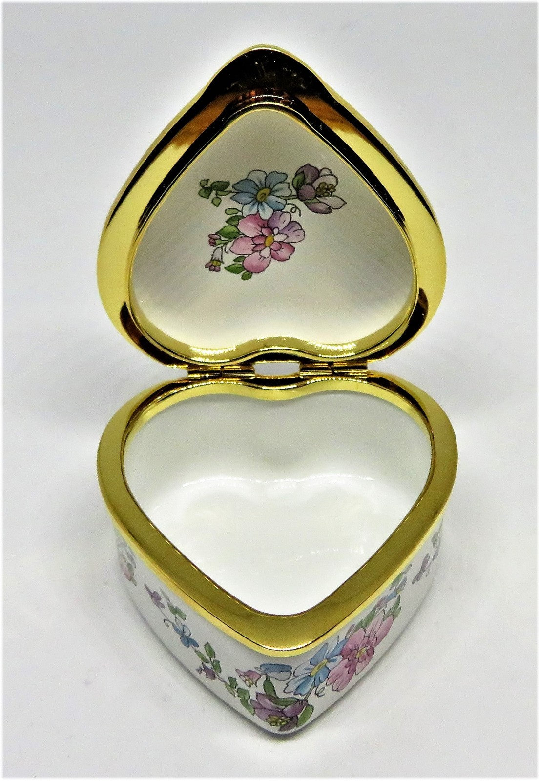 HALCYON DAYS ENAMEL BOX - HEART & FLOWERS -"YOU ARE SO SPECIAL"- ANNIVERSARY
