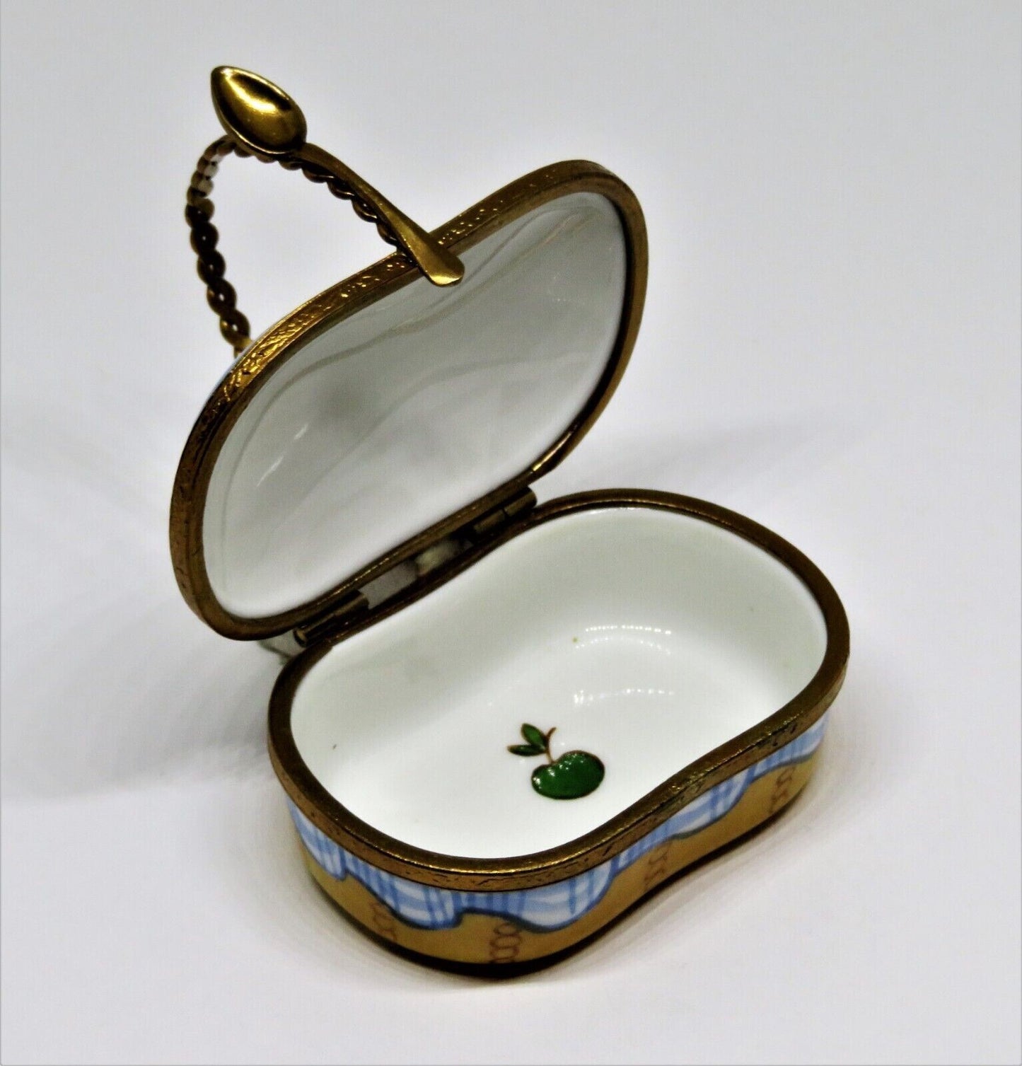 LIMOGES BOX - 'WICKER' PICNIC BASKET & SPOON CLASP - WINE, CHEESE & FRUIT