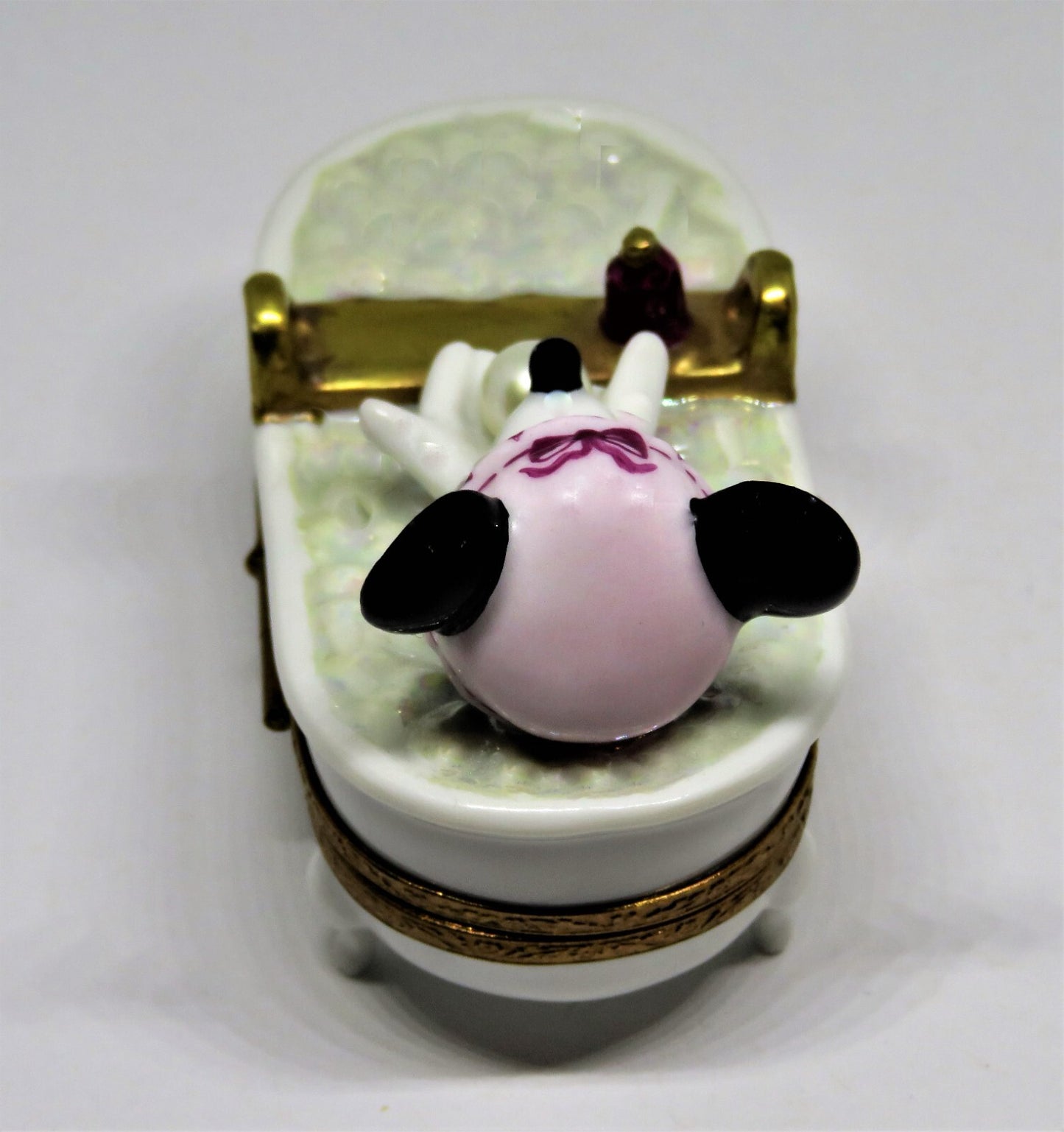 LIMOGES FRANCE BOX - ARTORIA - MINNIE MOUSE TAKING A BUBBLE BATH - DISNEY - LE