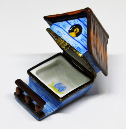 LIMOGES BOX ~ EXIMIOUS ~ BIRD HOUSE & PORCH & RAILING ~ NEST & EGGS ~ PEINT MAIN
