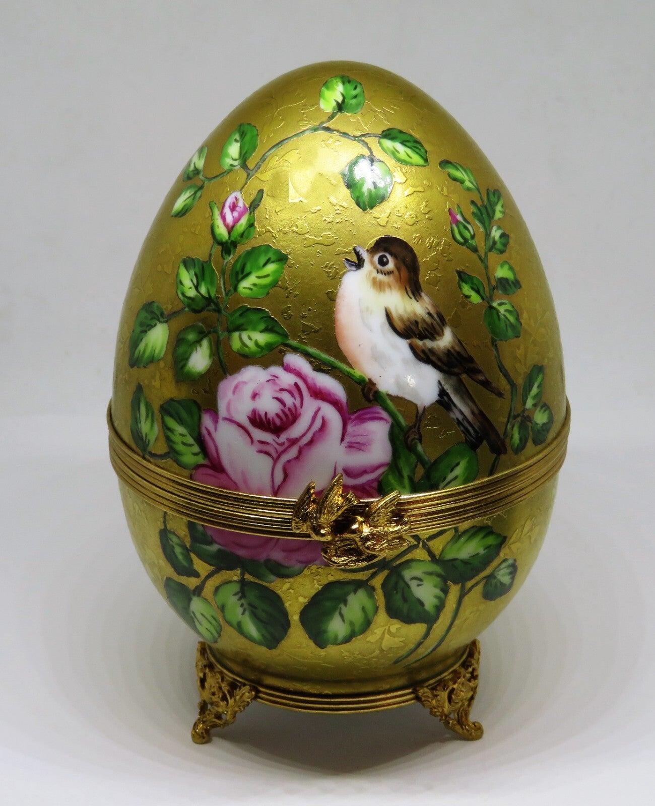 LIMOGES BOX - BEAUCHAMP - HUGE GOLD INCRUSTATION EGG - SONG BIRD & PINK ROSES