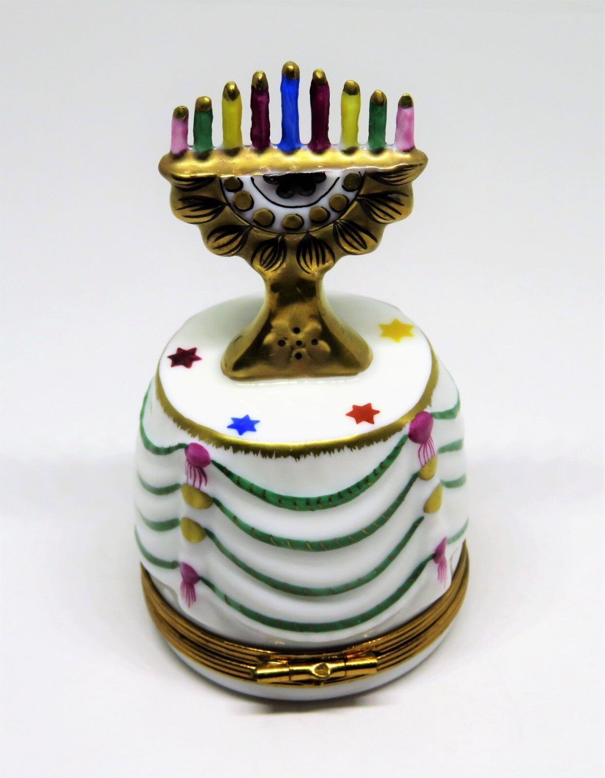 LIMOGES FRANCE BOX - PIERRE ARQUIE - HANUKKAH MENORAH ON A TABLE - JUDAICA - LE