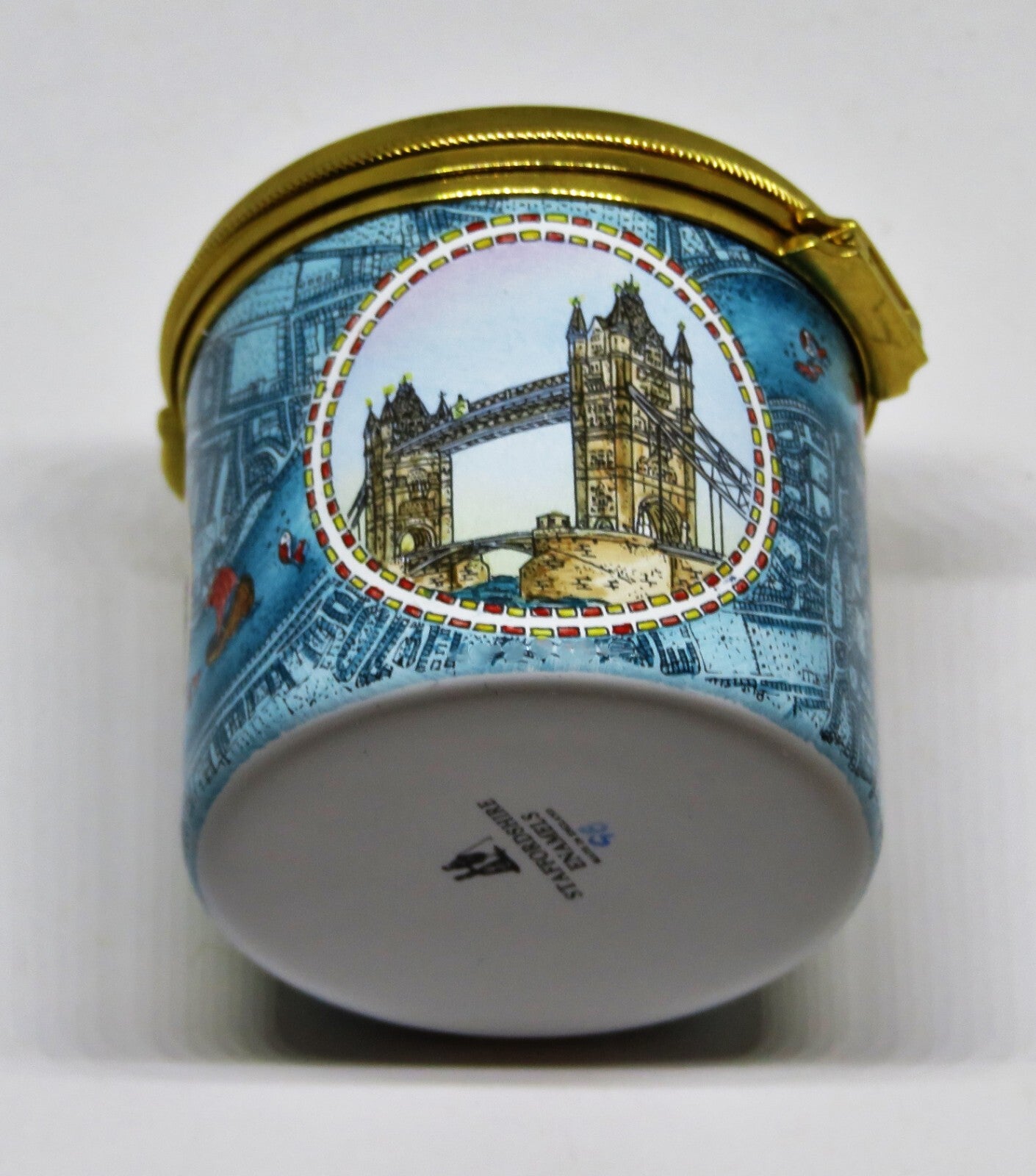 STAFFORDSHIRE ENGLISH ENAMEL BOX - LONDON LANDMARKS - TOWER OF LONDON - BIG BEN