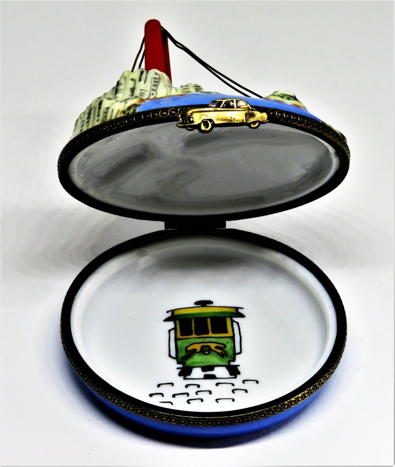 LIMOGES FRANCE BOX - CHANILLE - GOLDEN GATE BRIDGE - SAN FRANCISCO - CABLE CAR
