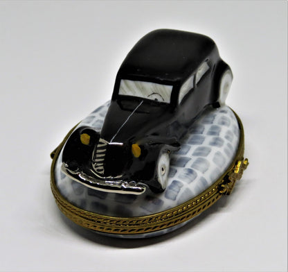 LIMOGES FRANCE BOX - ANTIQUE FRENCH CAR - BLACK 1934 CITROEN SEDAN - AUTOMOBILE