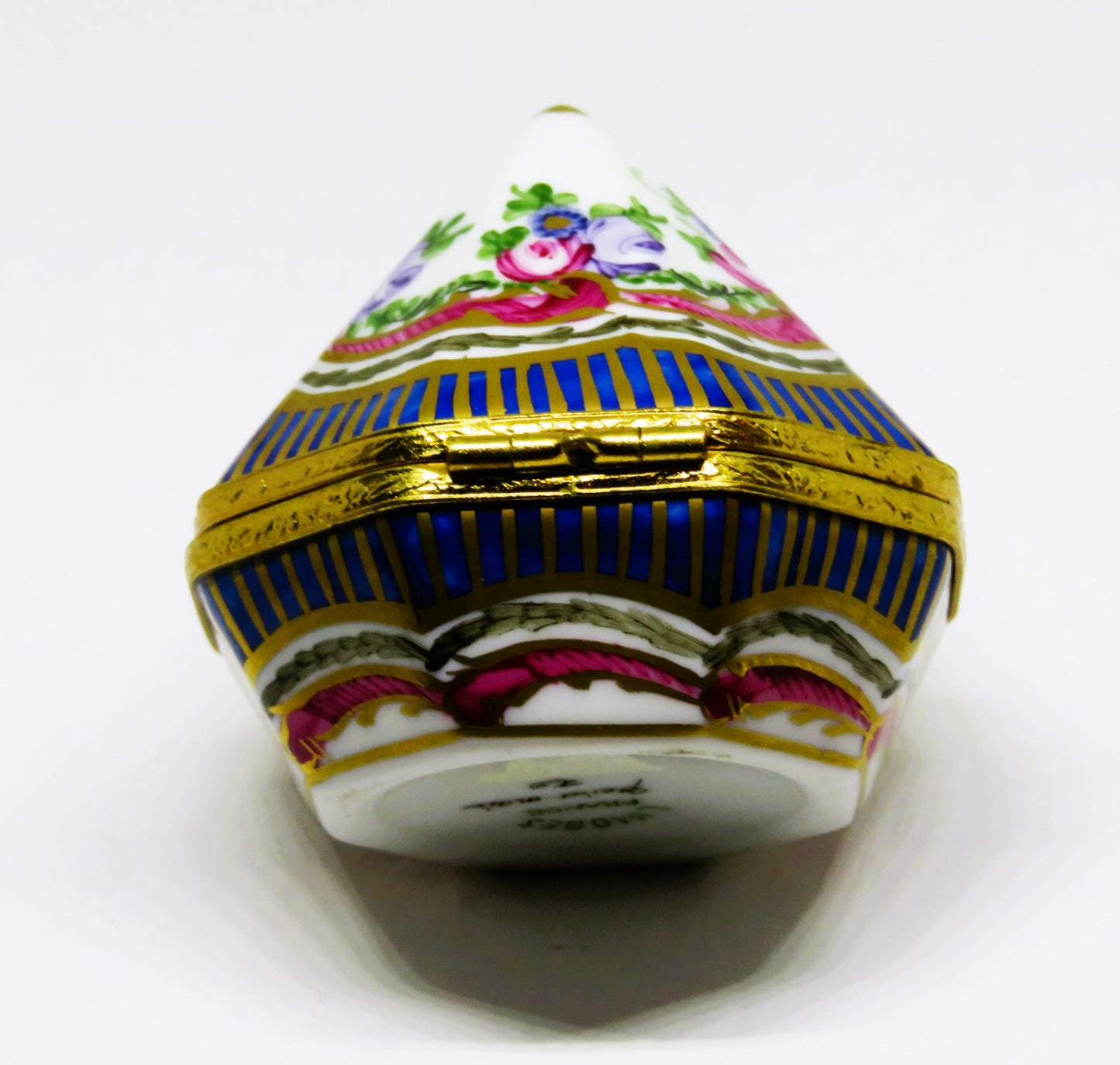 LIMOGES FRANCE BOX- UNUSUAL 8 SIDED FLORAL PYRAMID -SEVRES STYLE- FLOWERS -ROSES