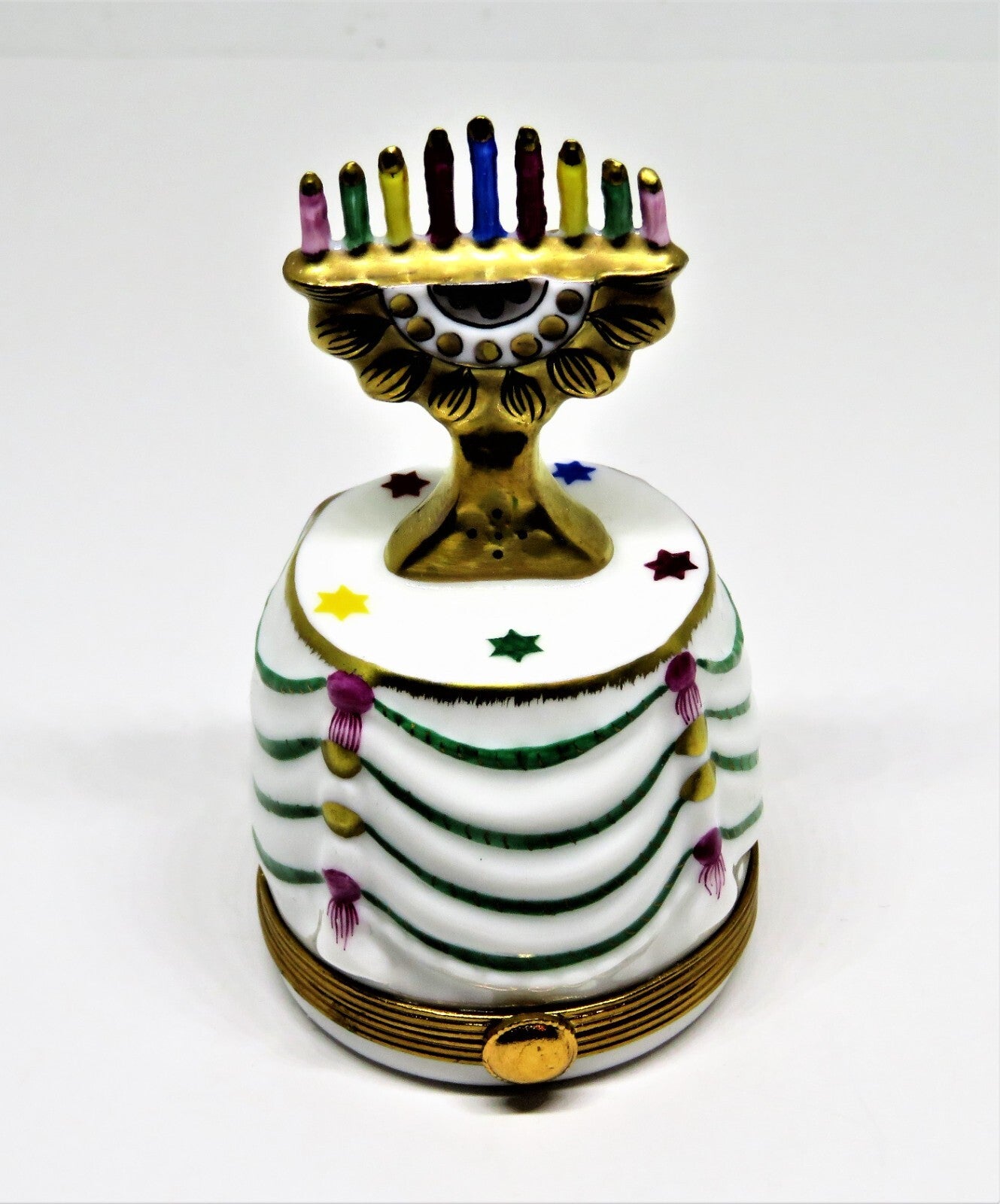 LIMOGES FRANCE BOX - PIERRE ARQUIE - HANUKKAH MENORAH ON A TABLE - JUDAICA - LE
