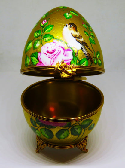 LIMOGES BOX - BEAUCHAMP - HUGE GOLD INCRUSTATION EGG - SONG BIRD & PINK ROSES