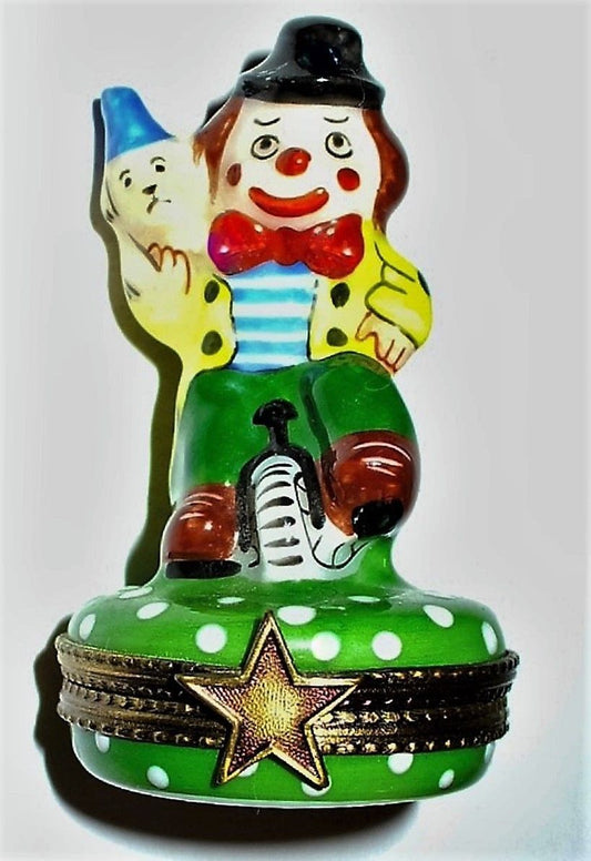 LIMOGES FRANCE BOX- CIRCUS CLOWN RIDING A UNICYCLE & DOG -POLKA DOTS- STAR CLASP