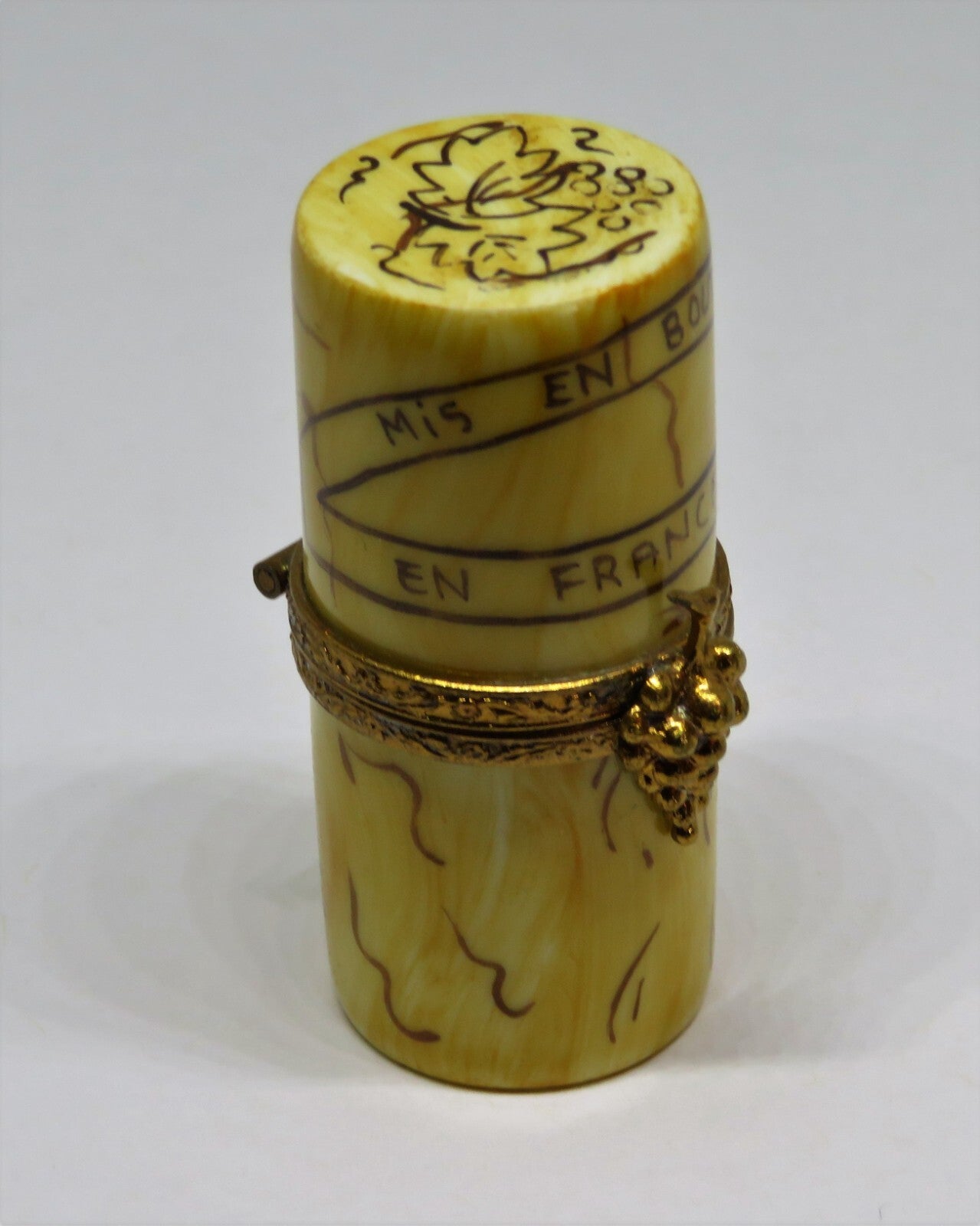 LIMOGES BOX- WINE CORK - VINES OF GRAPES & LEAVES - "MIS EN BOUTEILLE EN FRANCE"