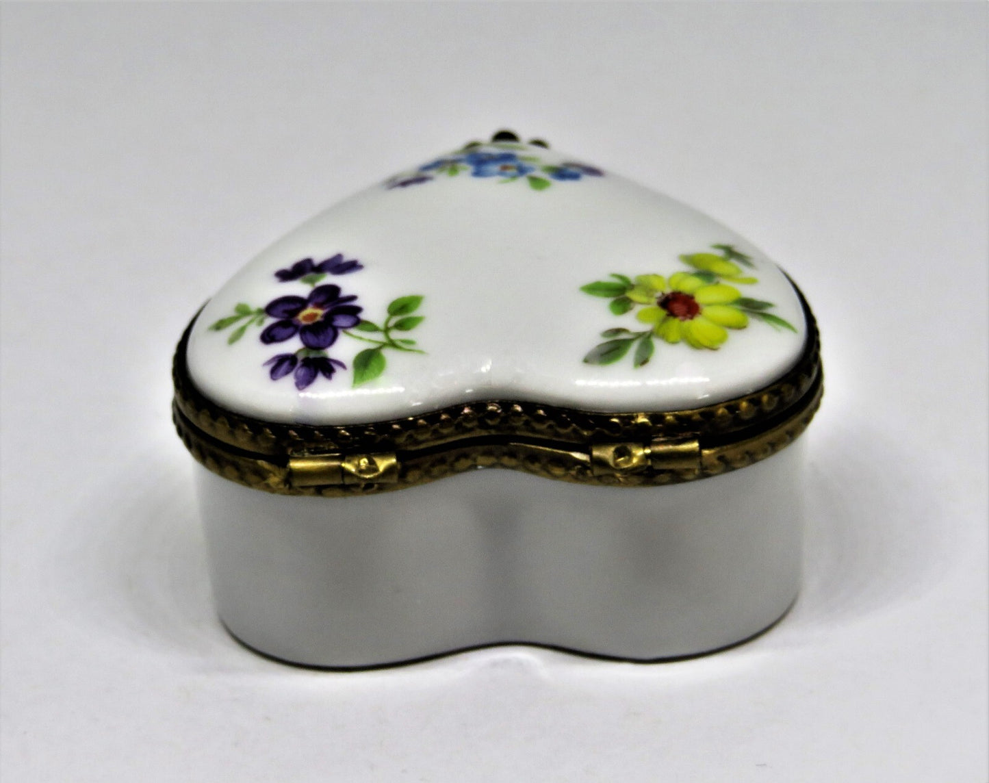 LIMOGES BOX ~ FLORAL HEART ~ "FLOWERS HAVE THE SUN & CHILDREN HAVE THEIR MOTHER"