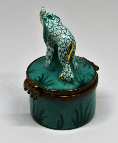 LIMOGES FRANCE BOX - TEAL FISHNET AFRICAN ELEPHANT - HEREND STYLE FISH NET