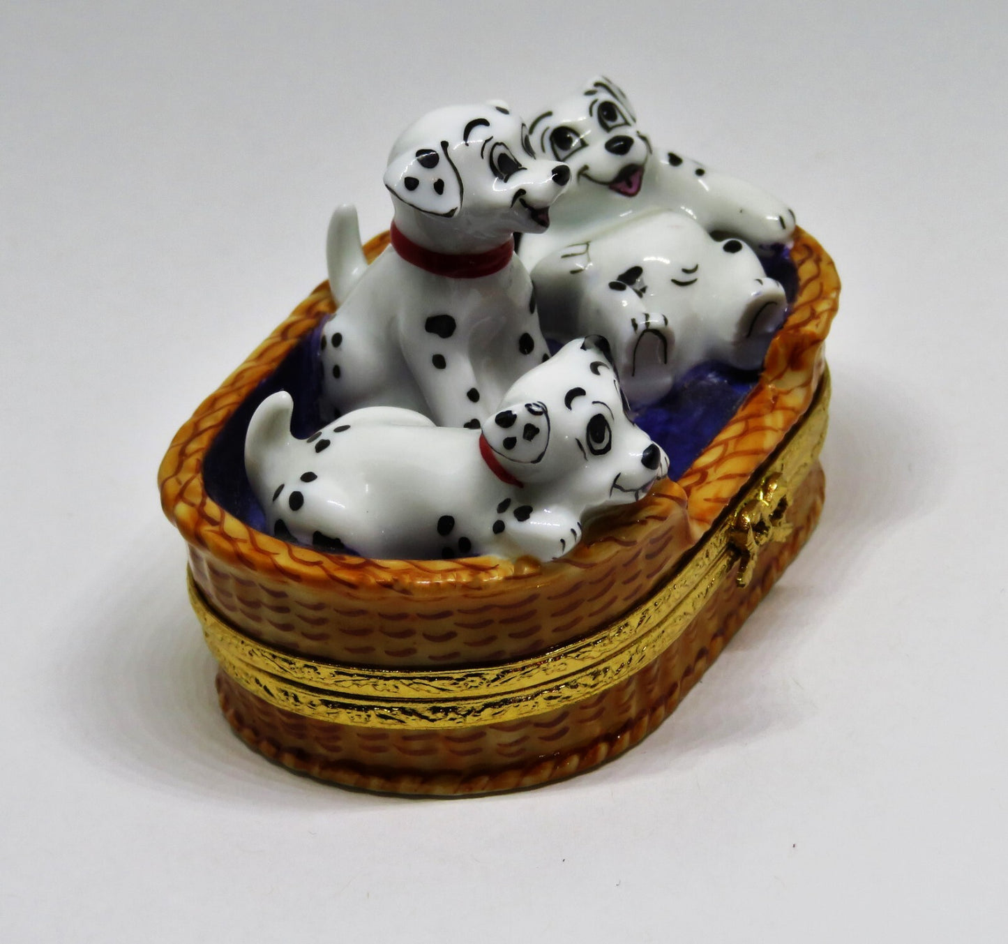 LIMOGES FRANCE BOX- ARTORIA - "101 DALMATIANS" - WALT DISNEY - DOGS - PUPPY - LE