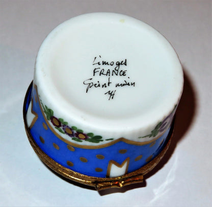 LIMOGES FRANCE BOX~HAT BOX & HAT~ DOVES & RIBBON & FLOWERS ~SEVRES ROSES~ BIRDS