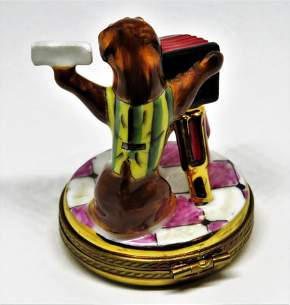 LIMOGES FRANCE BOX - CHAMART - WHIMSICAL SPANIEL DOG & CAMERA - PHOTOGRAPHER