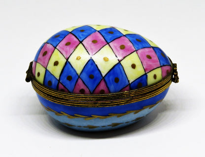 LIMOGES FRANCE BOX ~ VINTAGE HARLEQUIN EGG ~ DIAMOND PATTERN ~"I LOVE YOU"