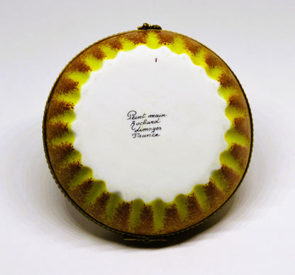 LIMOGES FRANCE BOX - ROCHARD - STRAWBERRY TART & BEE CLASP - PIE - DESSERT