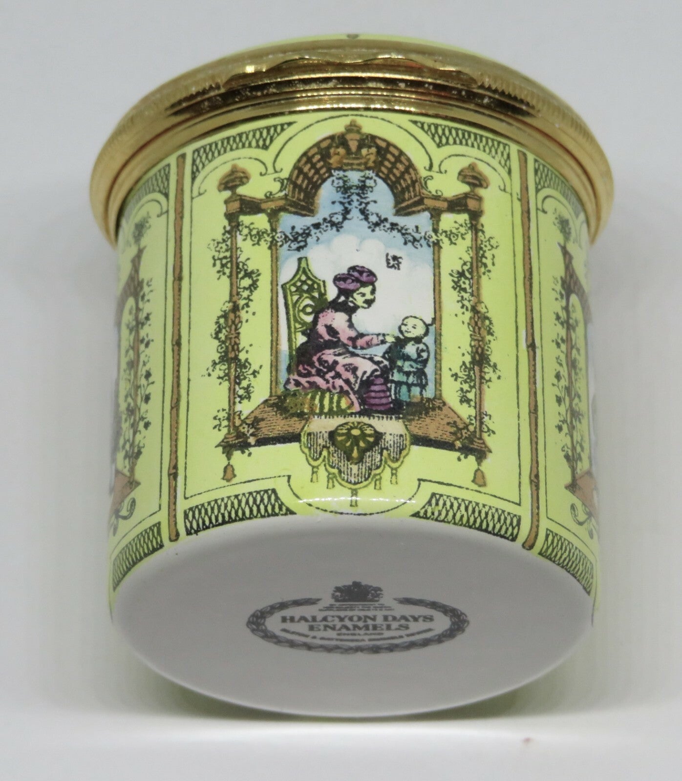 HALCYON DAYS ENAMEL BOX- ASIAN SCENES - CHINOISERIE -TREES- PAGODA -BIRD- PEOPLE