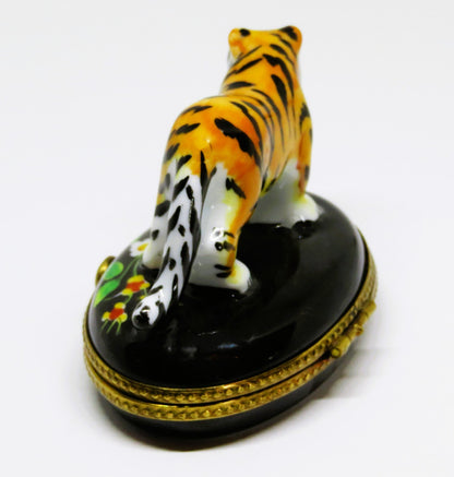LIMOGES FRANCE BOX - TIGER ON A FLORAL BASE - WILD CATS - FLOWERS