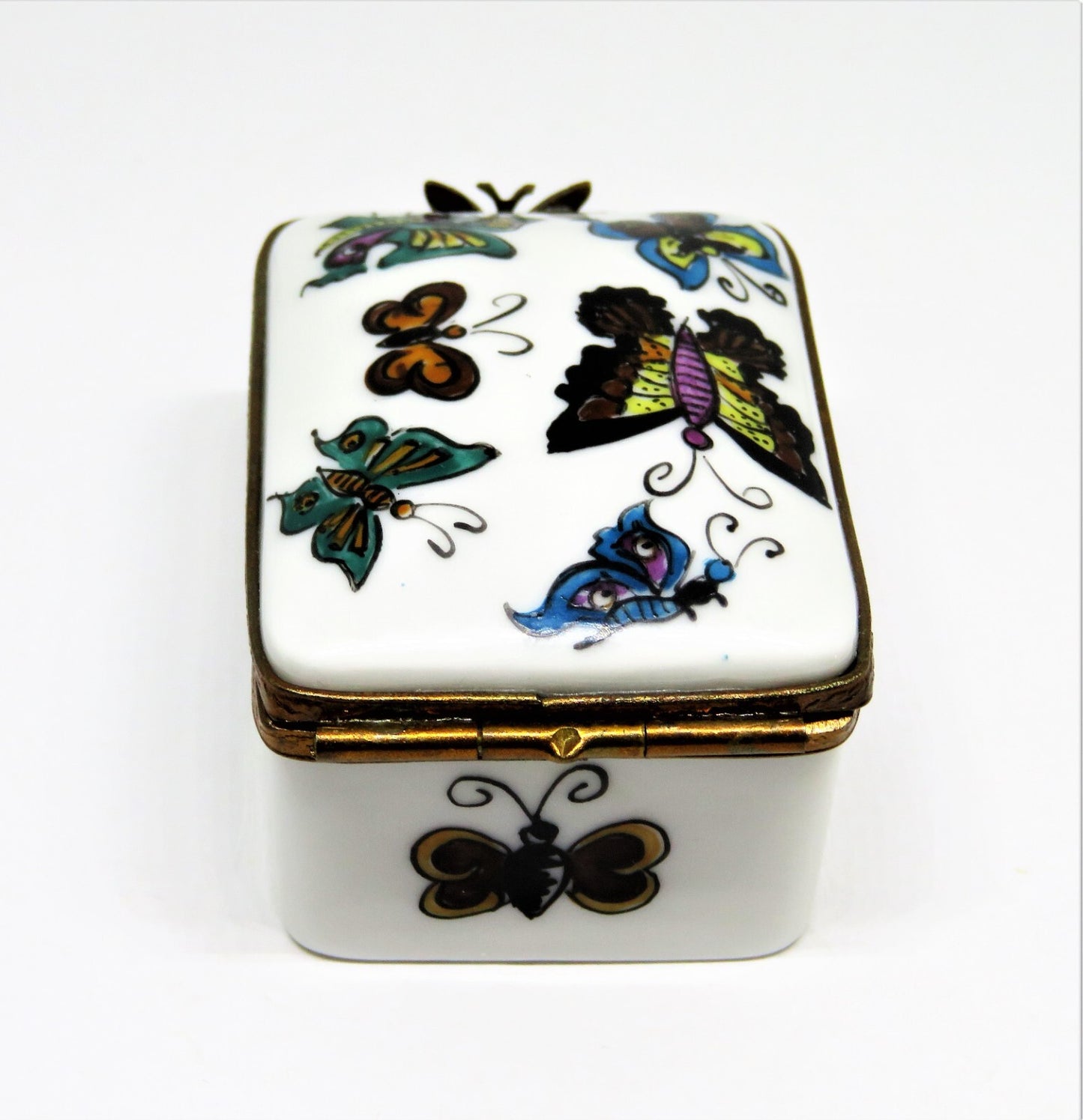 LIMOGES FRANCE BOX - BUTTERFLY & DRAGONFLY RECTANGLE - BUTTERFLY CLASP - INSECTS