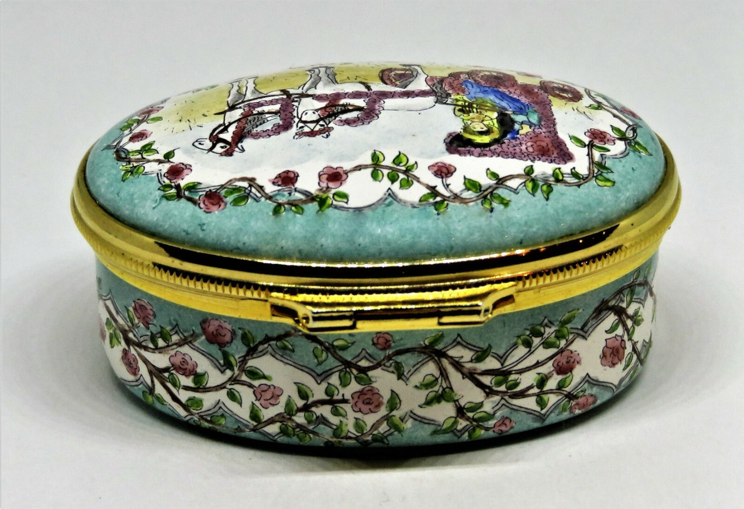 HALCYON DAYS ENAMEL BOX - FIRST TOURNAMENT OF ROSES PARADE - 1890 - PASADENA
