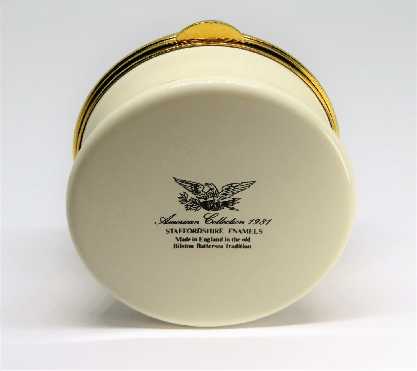 STAFFORDSHIRE ENGLISH ENAMEL BOX - AMERICAN BALD EAGLE - NATIONAL BIRD OF U. S.