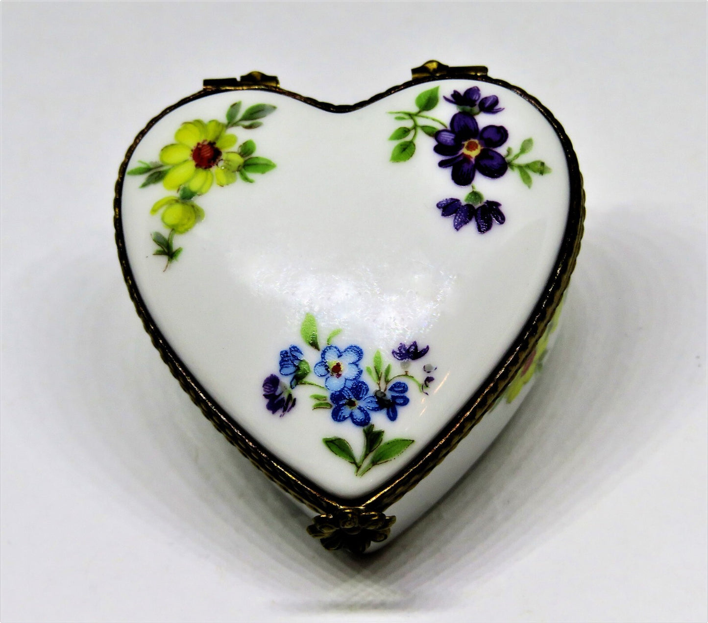 LIMOGES BOX ~ FLORAL HEART ~ "FLOWERS HAVE THE SUN & CHILDREN HAVE THEIR MOTHER"