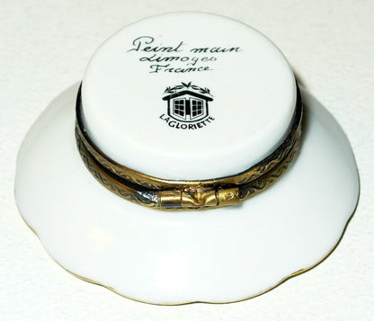 LIMOGES BOX~ CHERRY CHEESECAKE ON A PLATE ~ SPOON & NAPKIN ~DESSERT~ PEINT MAIN