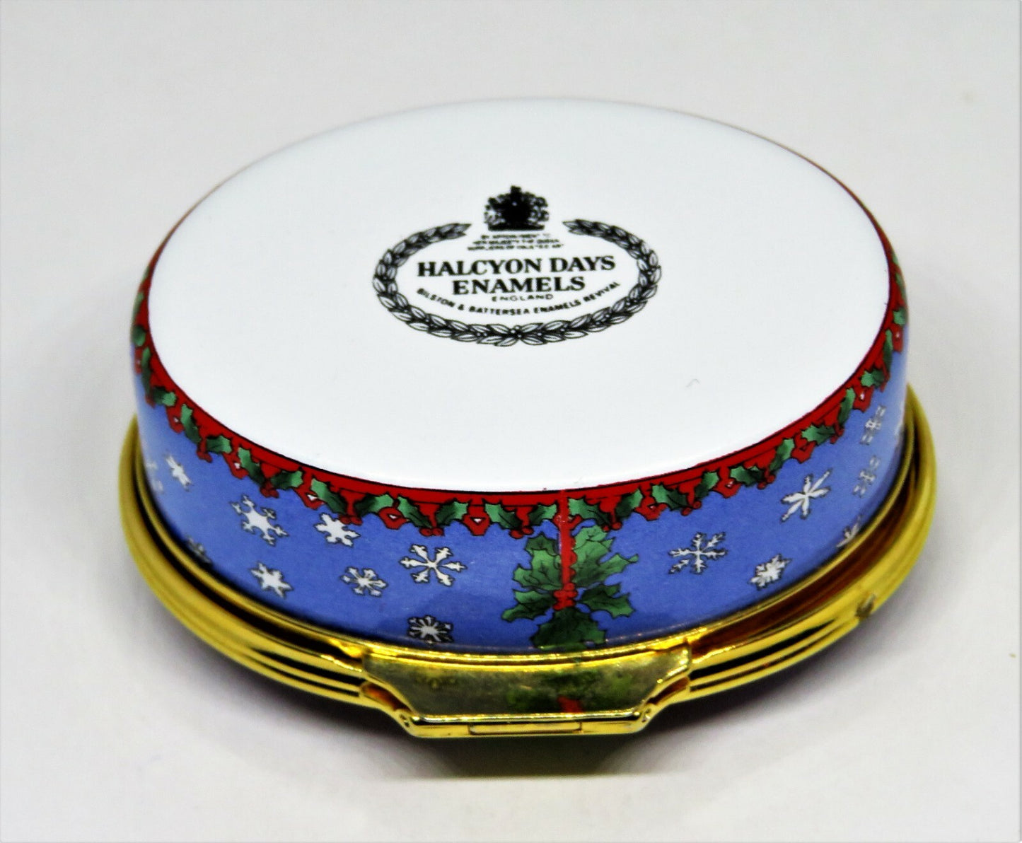 HALCYON DAYS ENAMEL BOX - CHRISTMAS SCENE - SNOWMAN & CHILDREN & SNOWFLAKES