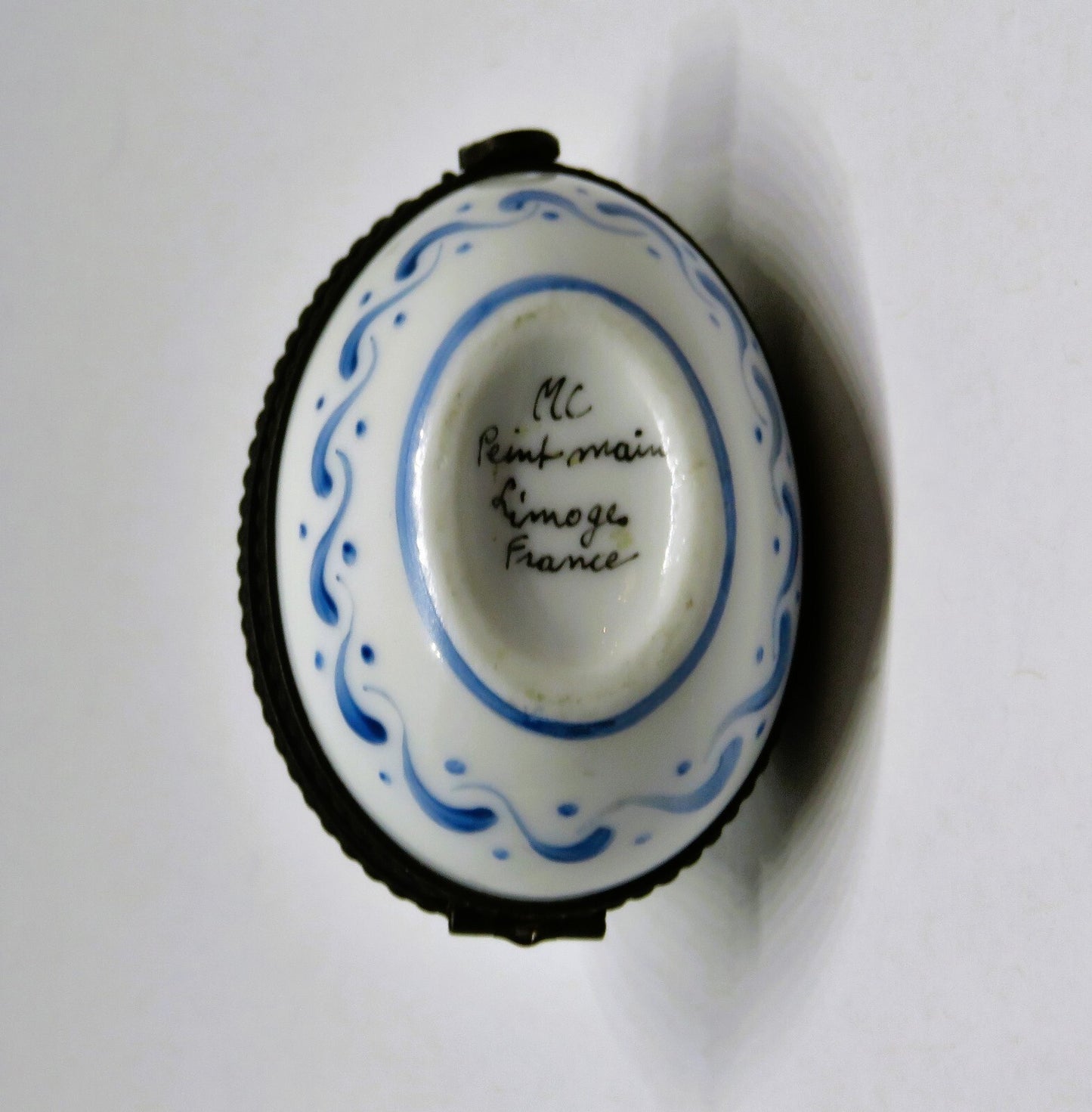 LIMOGES FRANCE BOX ~ VINTAGE FLORAL EASTER EGG ~ BLUE FLOWERS ~ TOP SIGNED "MC"