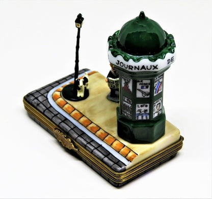 LIMOGES FRANCE BOX - PARIS SCENE - NEWSPAPER KIOSK & MAN & DOG & STREET LIGHT