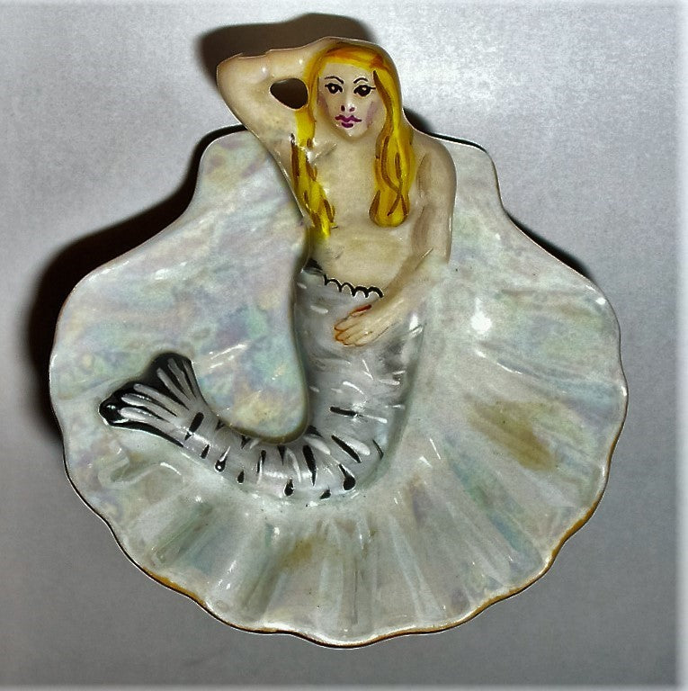 LIMOGES FRANCE BOX - MERMAID ON A CLAM SHELL - BLACK PEARL - SAILBOAT - SEASHELL