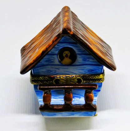 LIMOGES BOX ~ EXIMIOUS ~ BIRD HOUSE & PORCH & RAILING ~ NEST & EGGS ~ PEINT MAIN