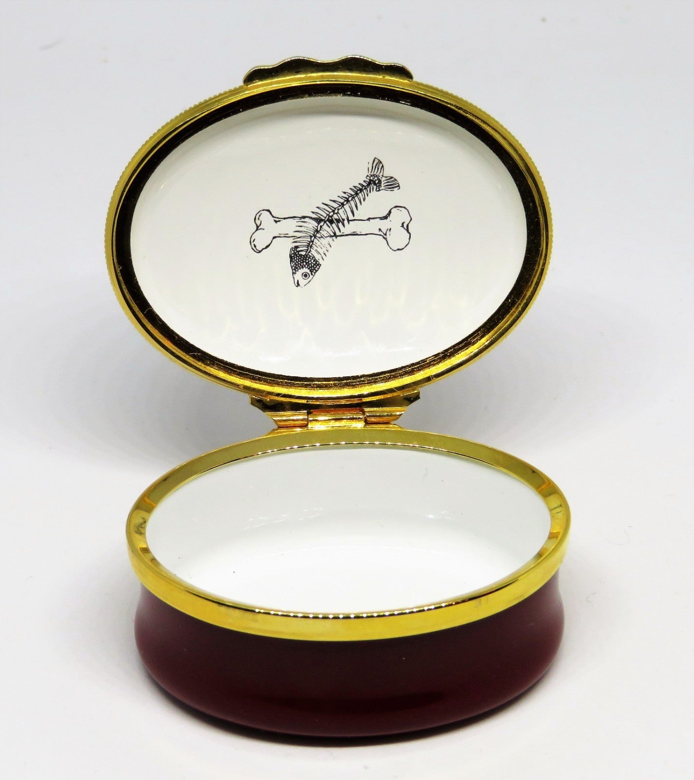 HALCYON DAYS ENAMEL BOX- "THE DIFFERENCE BETWEEN DOGS & CATS" - GUMP'S EXCLUSIVE