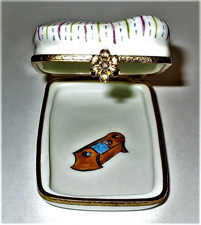 LIMOGES BOX - COUPLE IN BED - FLORAL BLANKET - RIBBONS & ROSES - BABY & CRADLE