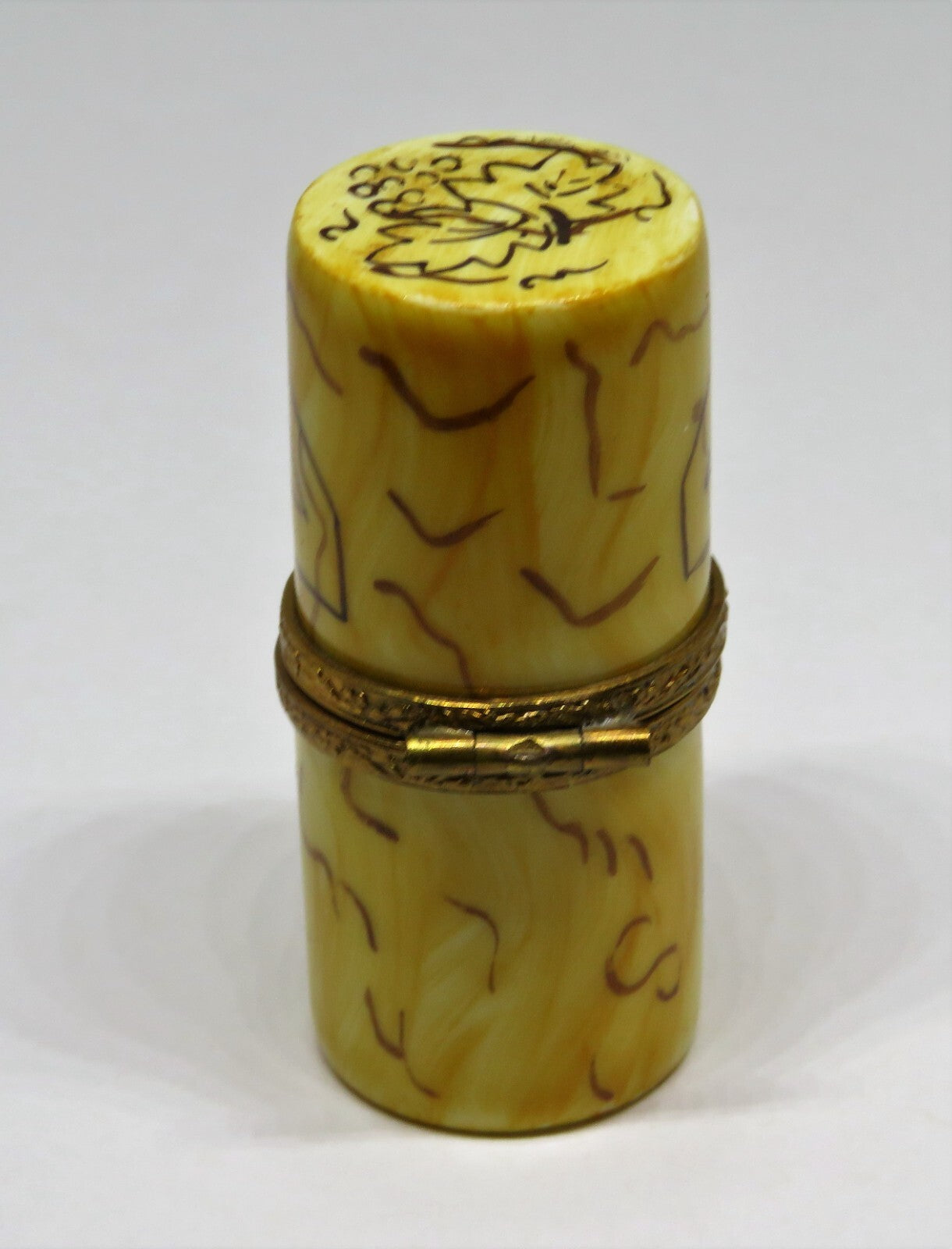 LIMOGES BOX- WINE CORK - VINES OF GRAPES & LEAVES - "MIS EN BOUTEILLE EN FRANCE"