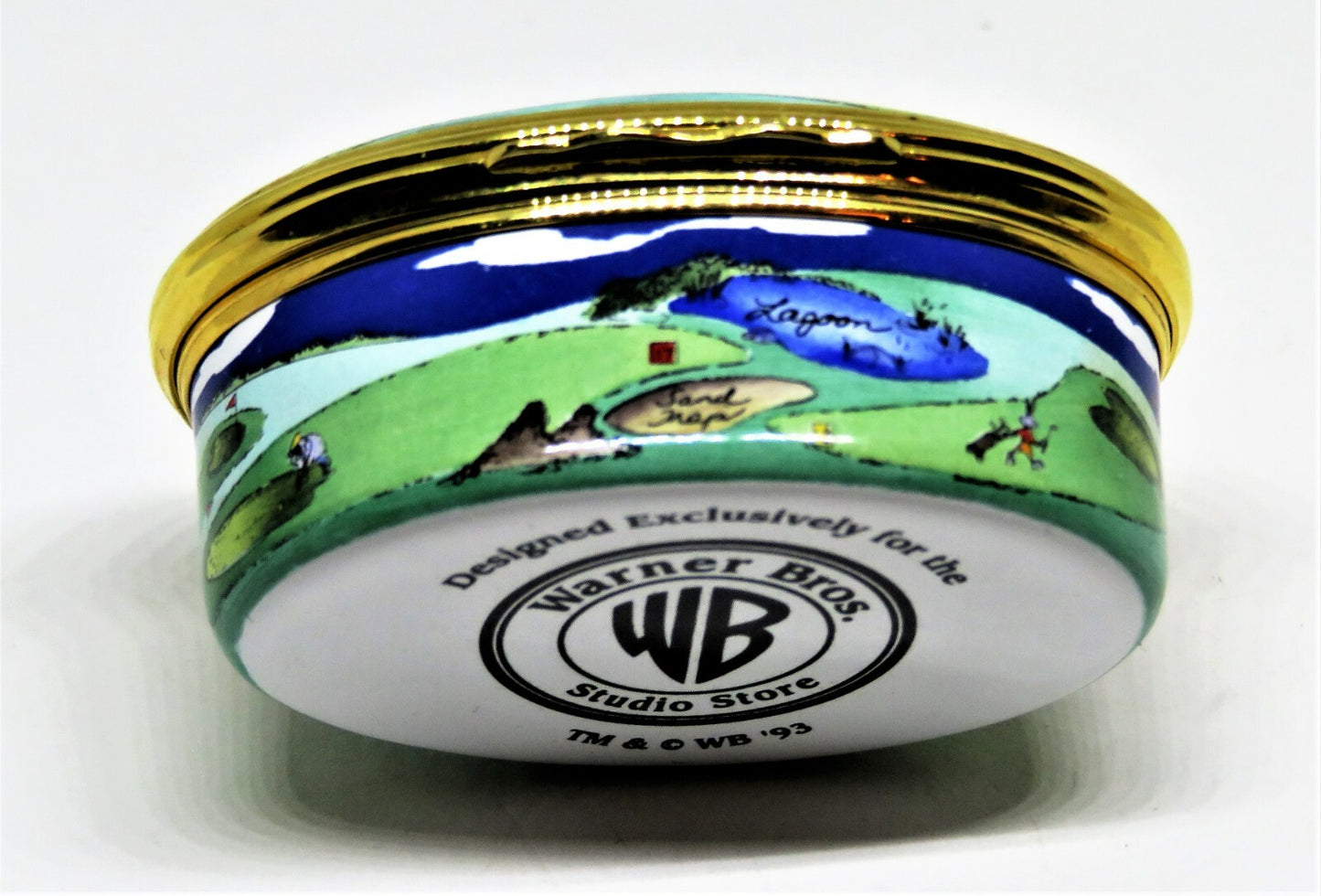 HALCYON DAYS ENAMEL BOX- LOONEY TUNES CARTOON CHARACTERS -WARNER BROTHERS- GOLF
