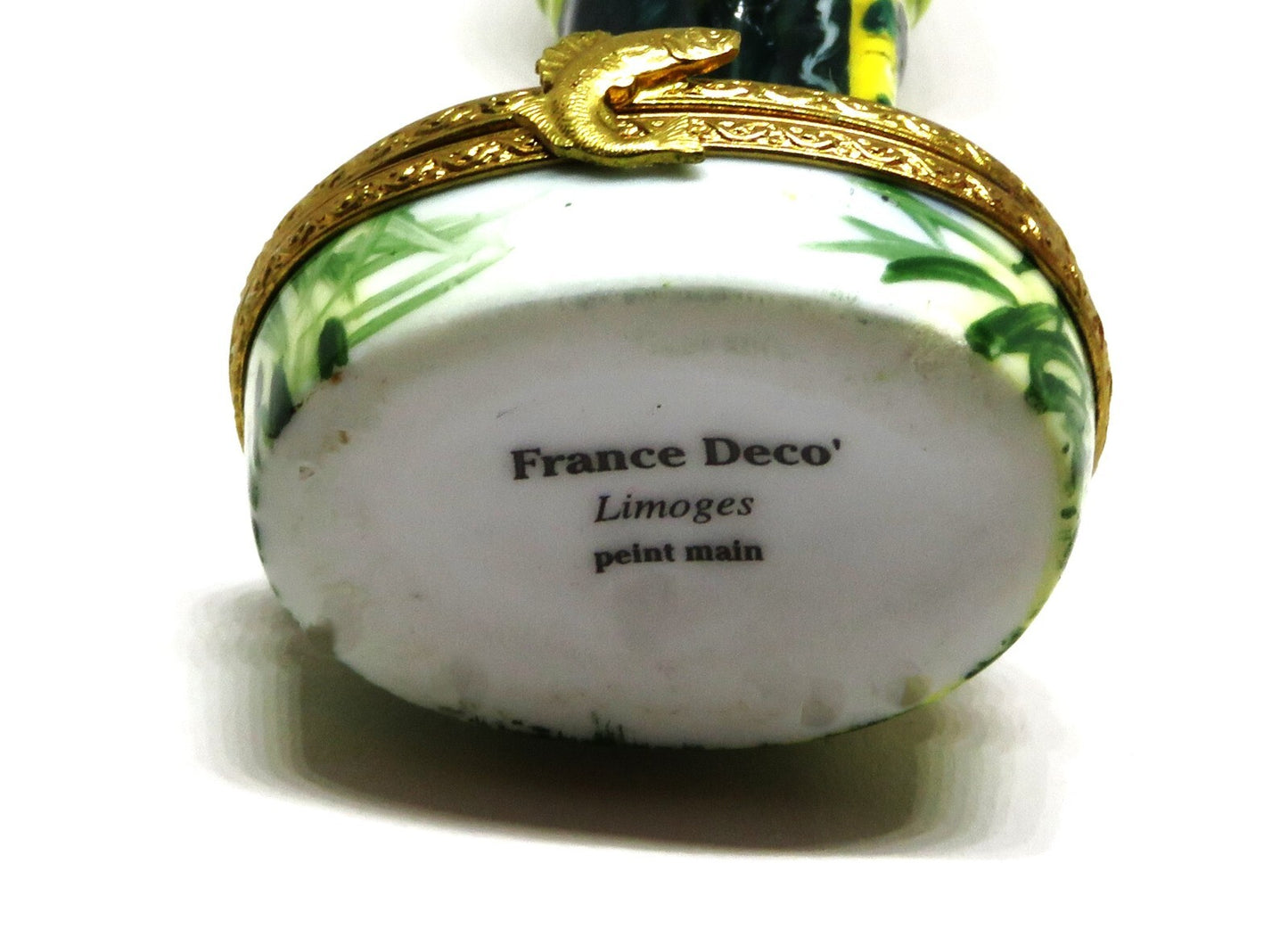 LIMOGES FRANCE BOX ~ FISHERMAN ~ ROD & CREEL & FISH ~ PEINT MAIN - PEINT MAIN