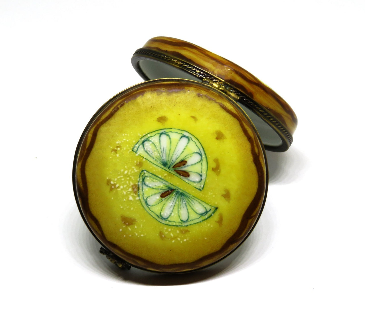 LIMOGES BOX ~EXIMIOUS~ LEMON TART & POWDERED SUGAR ~DESSERT~ PASTRY ~PEINT MAIN