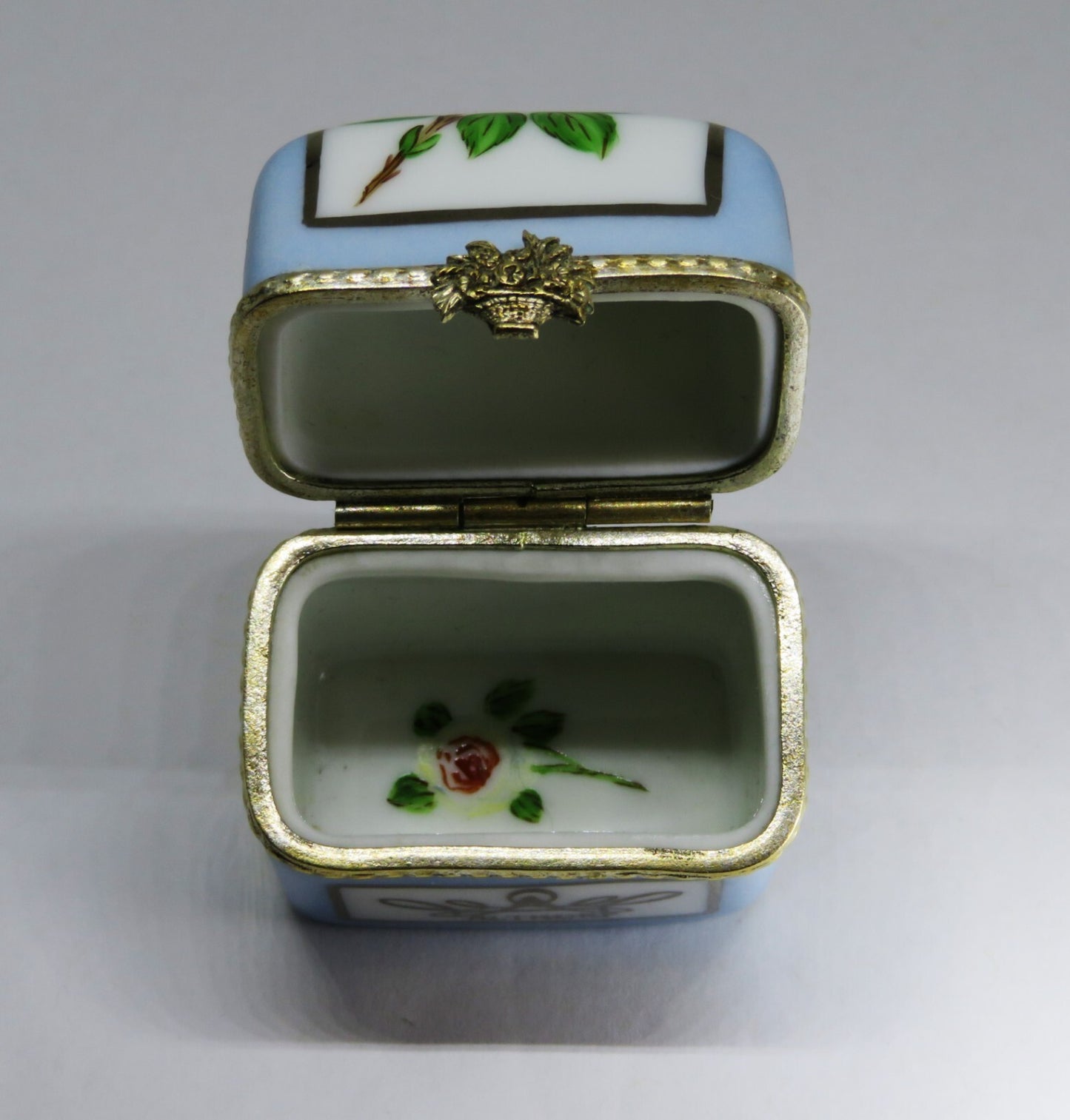LIMOGES BOX - PRINCESS DIANA - ALTHORP MEMORIAL ROSE CHEST & 2 PERFUME BOTTLES