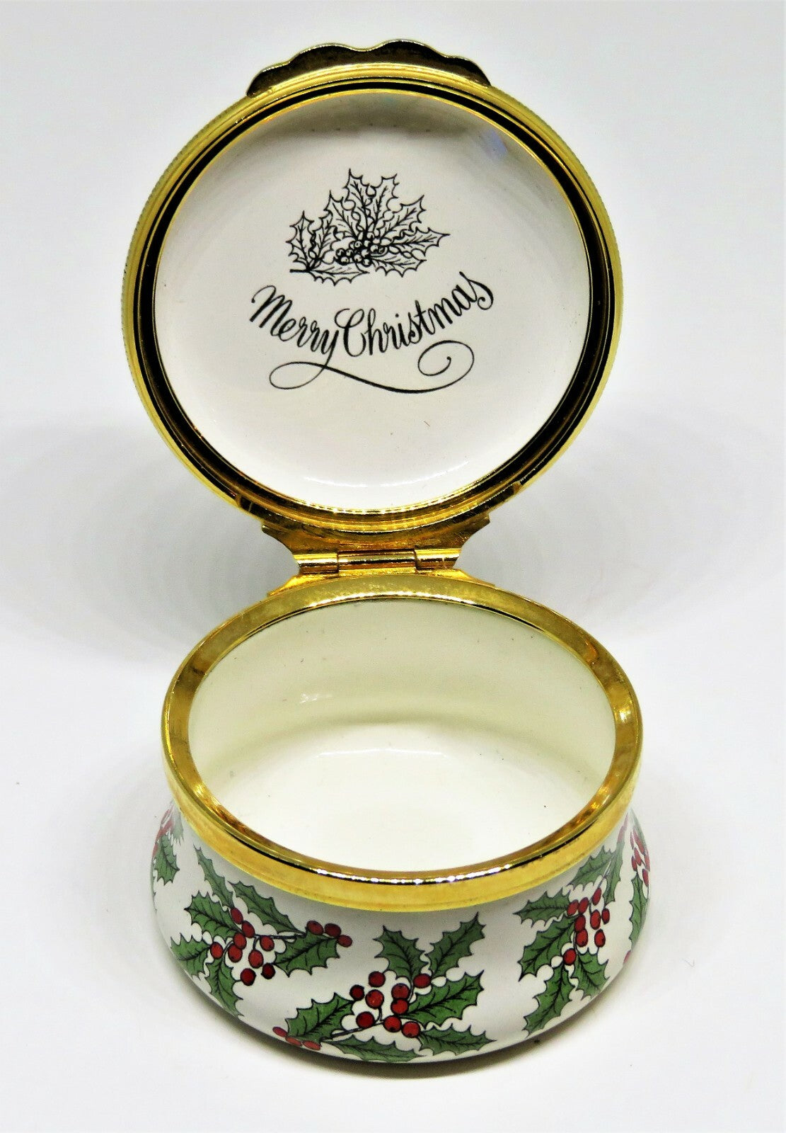 HALCYON DAYS ENAMEL BOX - FAMILY DECORATING THE TREE - HOLLY - "MERRY CHRISTMAS"