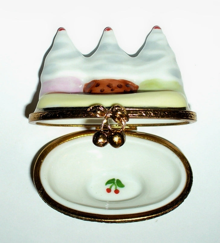 LIMOGES FRANCE BOX ~ ARTORIA ~ BANANA SPLIT ~ ICE CREAM SUNDAE ~ LE ~ PEINT MAIN
